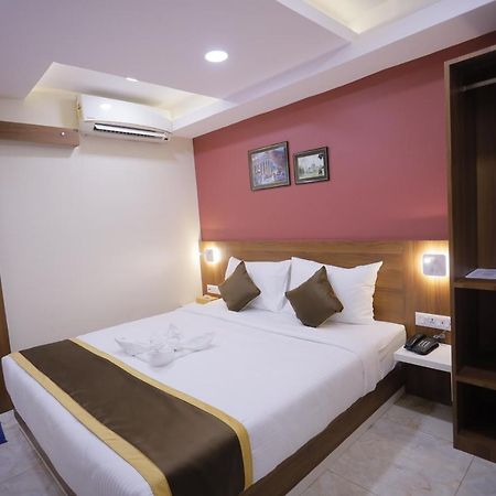 The Avenue Hotel Ballygunge Калькутта Экстерьер фото