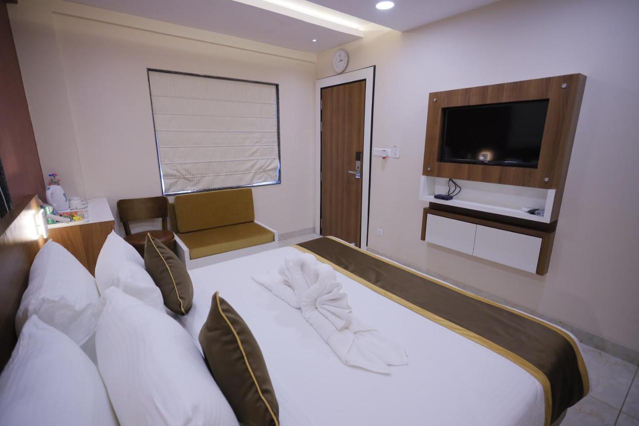 The Avenue Hotel Ballygunge Калькутта Экстерьер фото