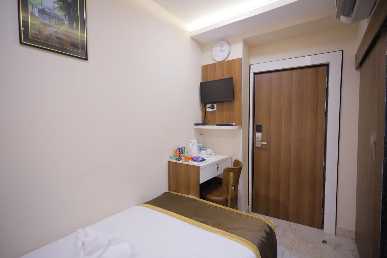 The Avenue Hotel Ballygunge Калькутта Экстерьер фото