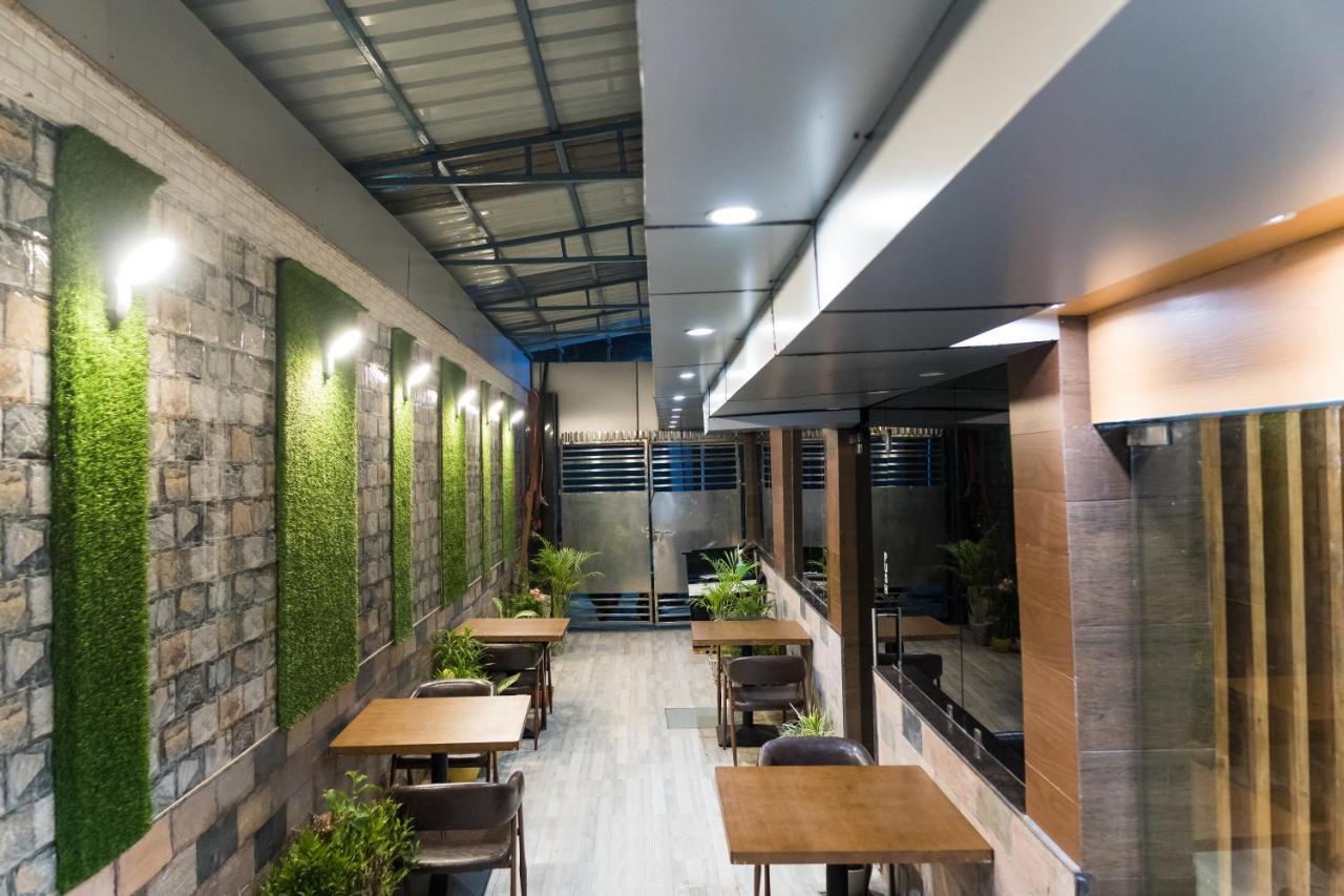 The Avenue Hotel Ballygunge Калькутта Экстерьер фото