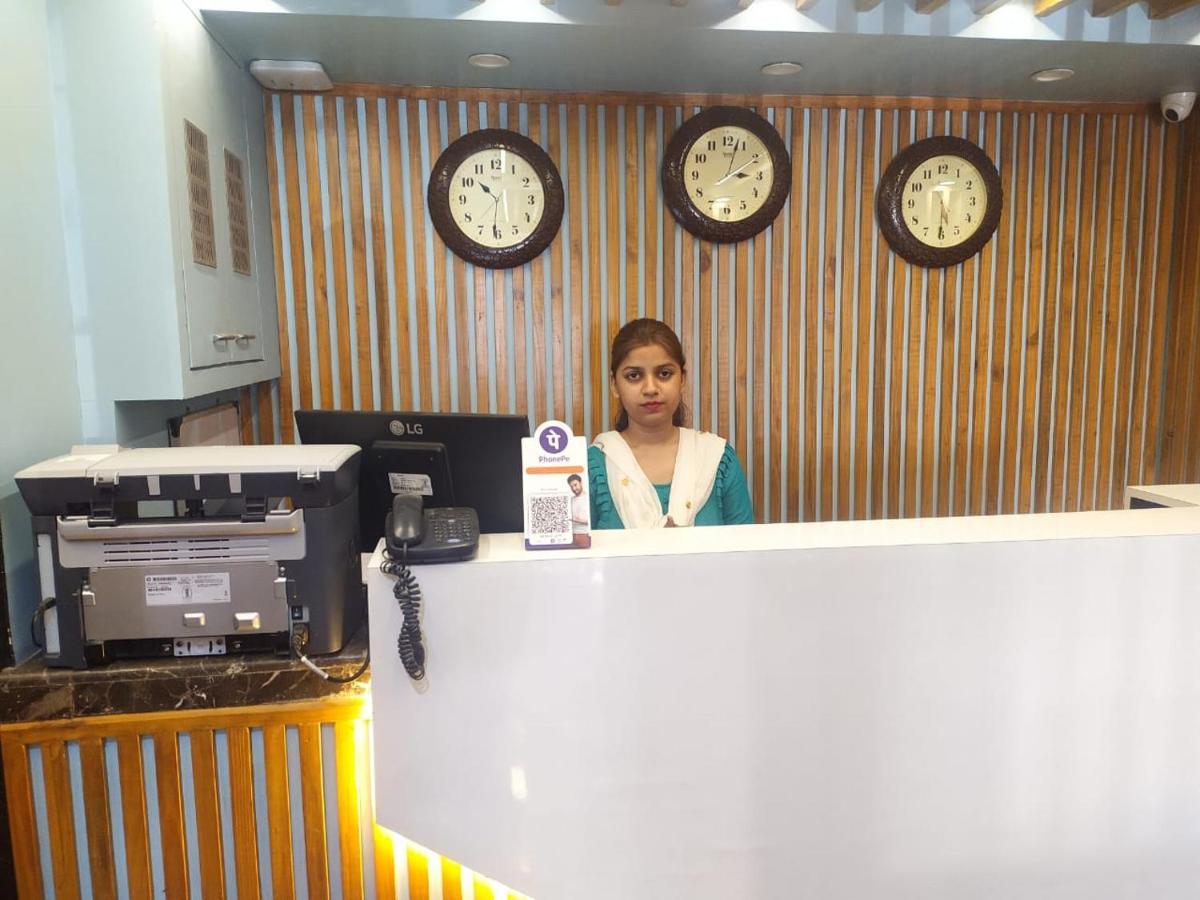 The Avenue Hotel Ballygunge Калькутта Экстерьер фото